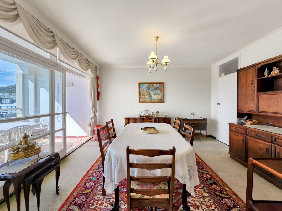3 Bedroom Property for Sale in Sea Point Western Cape